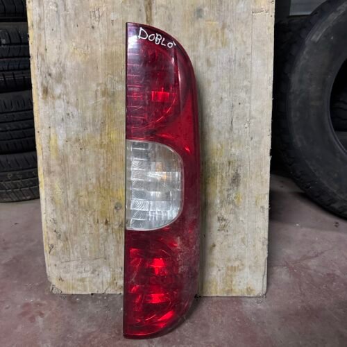 Faro post dx Fiat Dobló