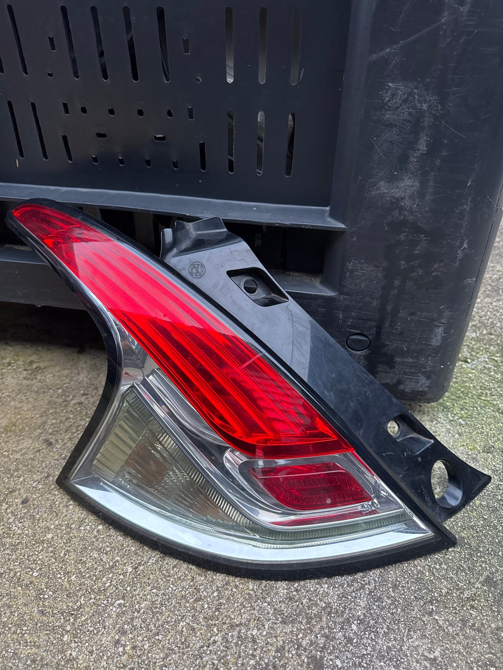 Fanale posteriore SX Lancia Y