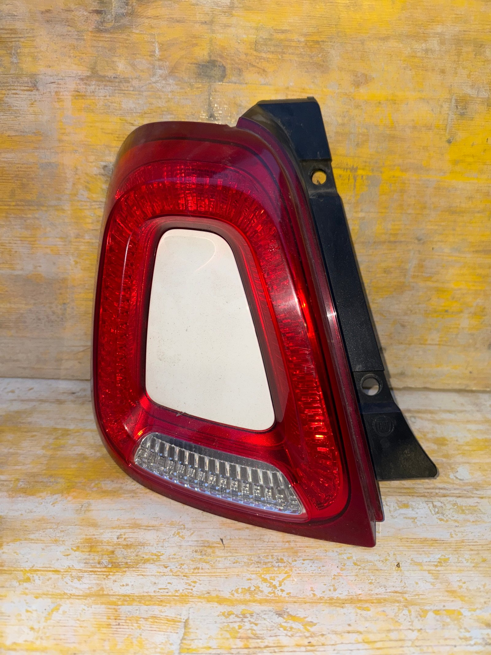 Fanale posteriore SX Fiat 500